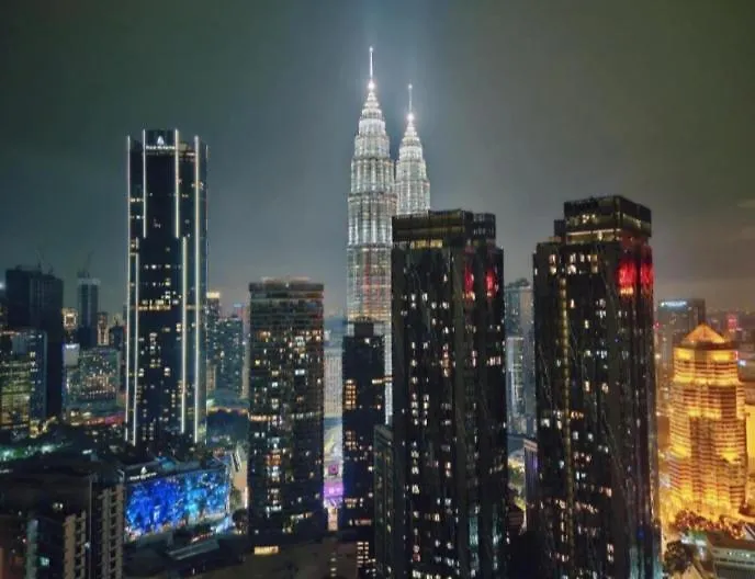 Scarletz Suites Klcc Twin Tower By Esd Kuala Lumpur Homestay